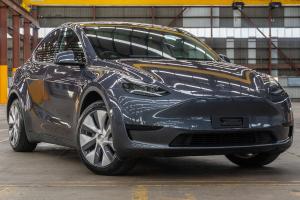 2023 Tesla Model Y Rear-Wheel Drive