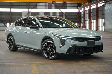 2025 Kia K4 GT-Line