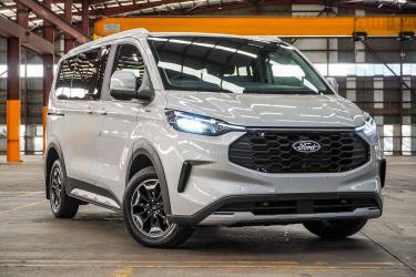 2025 Ford Tourneo Active