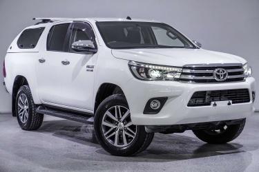 2017 Toyota Hilux SR5