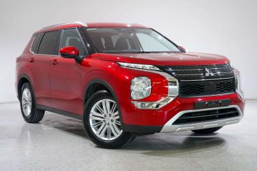 2022 Mitsubishi Outlander LS