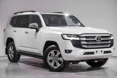 2024 Toyota Landcruiser Sahara