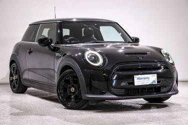2022 MINI Hatch Cooper SE Classic