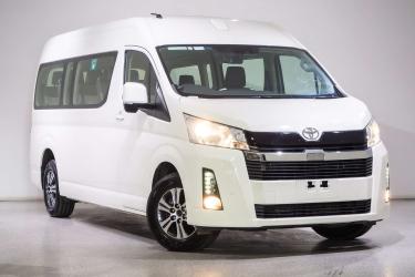 2023 Toyota Hiace Commuter GL