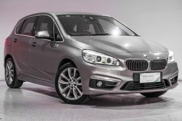 2015 BMW 2 Series 220i Luxury Line