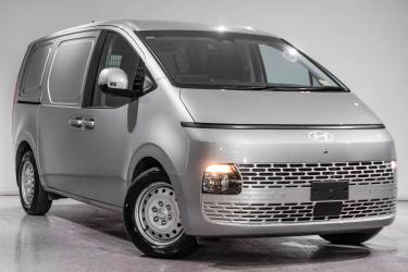 2025 Hyundai STARIA LOAD 