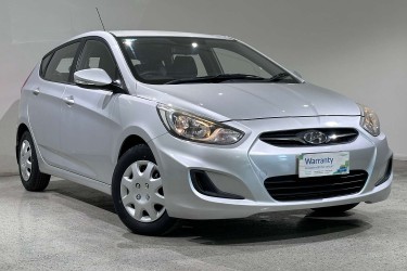 2014 Hyundai Accent Active