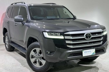 2022 Toyota Landcruiser VX