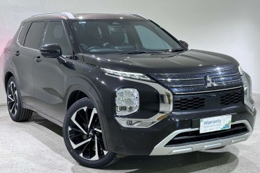 2022 Mitsubishi Outlander Exceed Tourer