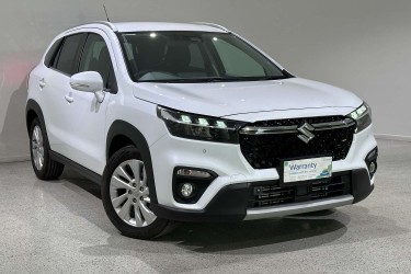 2023 Suzuki S-Cross Plus