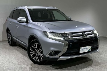 2016 Mitsubishi Outlander LS