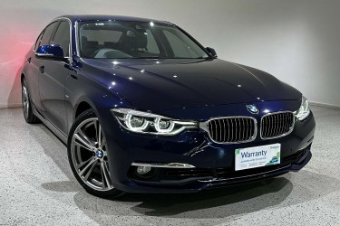 2017 BMW 3 Series 330i Luxury Line