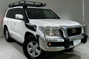 2013 Toyota Landcruiser Altitude