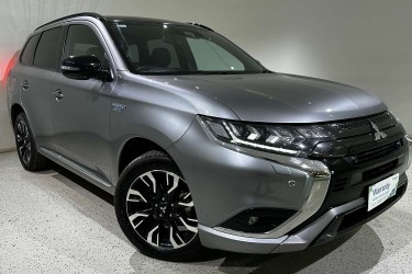2021 Mitsubishi Outlander PHEV GSR