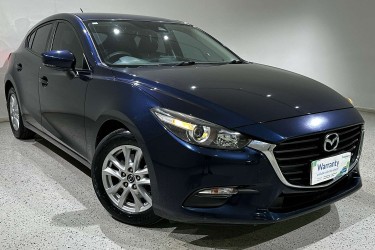 2018 Mazda 3 Neo Sport