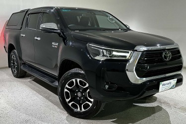 2022 Toyota Hilux SR5
